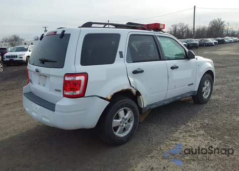 2008 Ford Escape Xlt z USA, uszkodzony, nr VIN 1FMCU93118KD30106